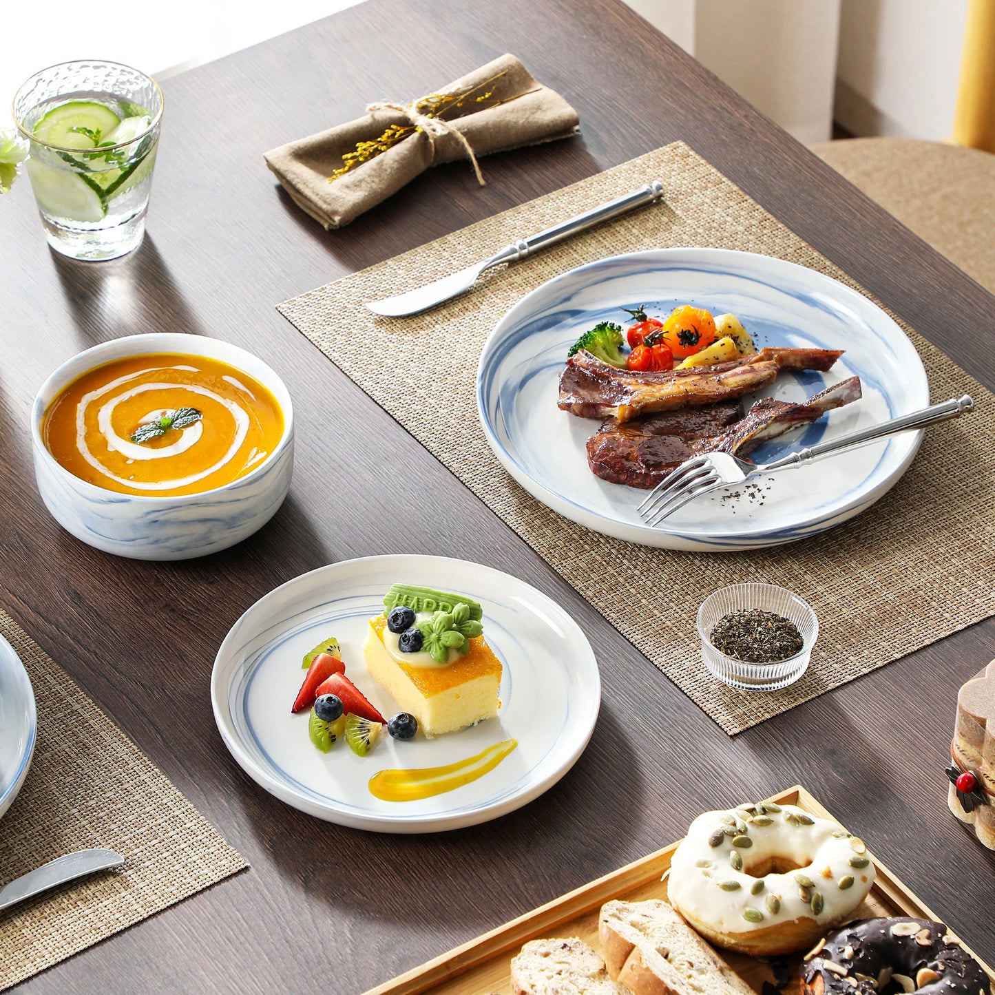 MALACASA Luna Marble Porcelain Dinnerware Set For 4