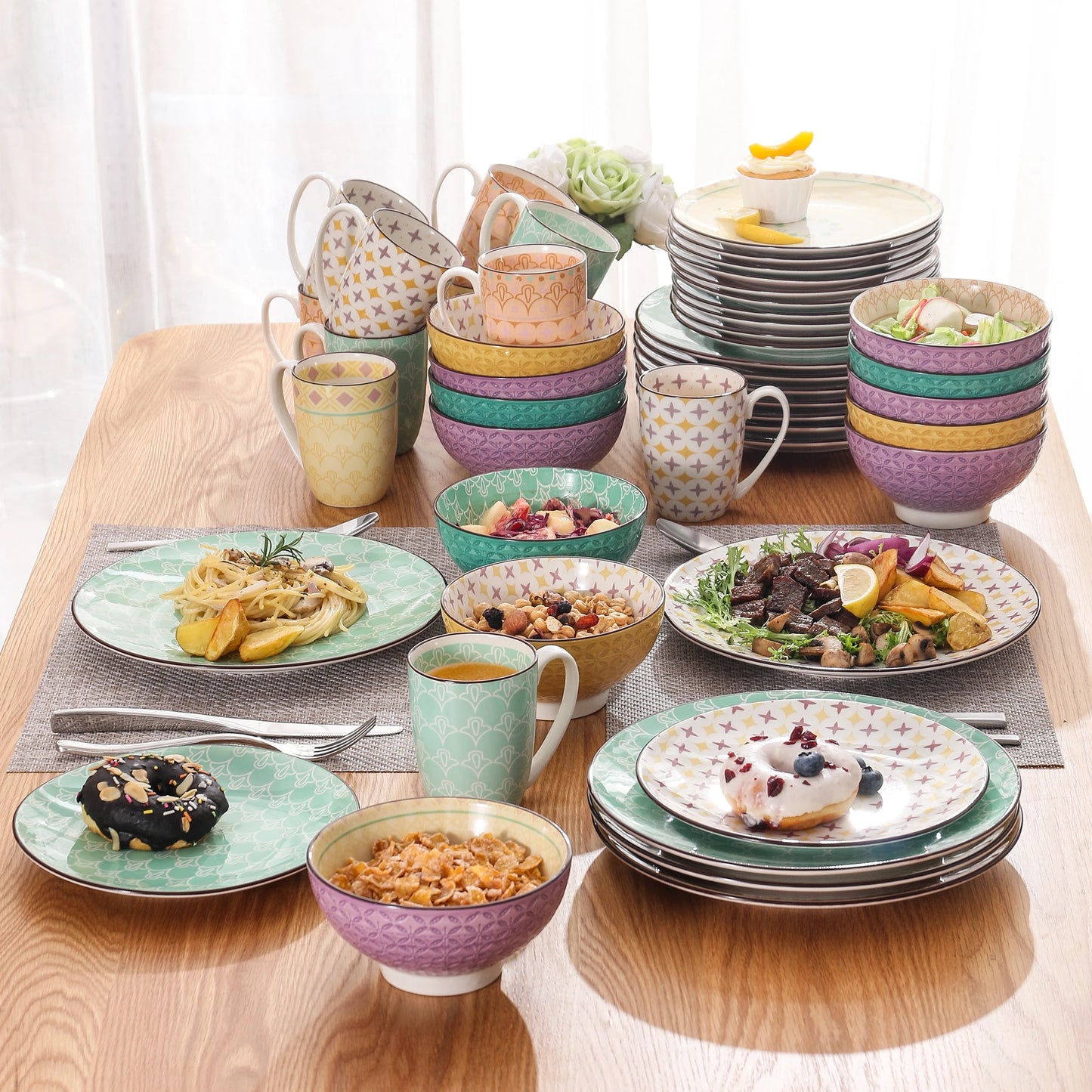 MALACASA Tulip Porcelain Dinnerware Set 4 Design Collection