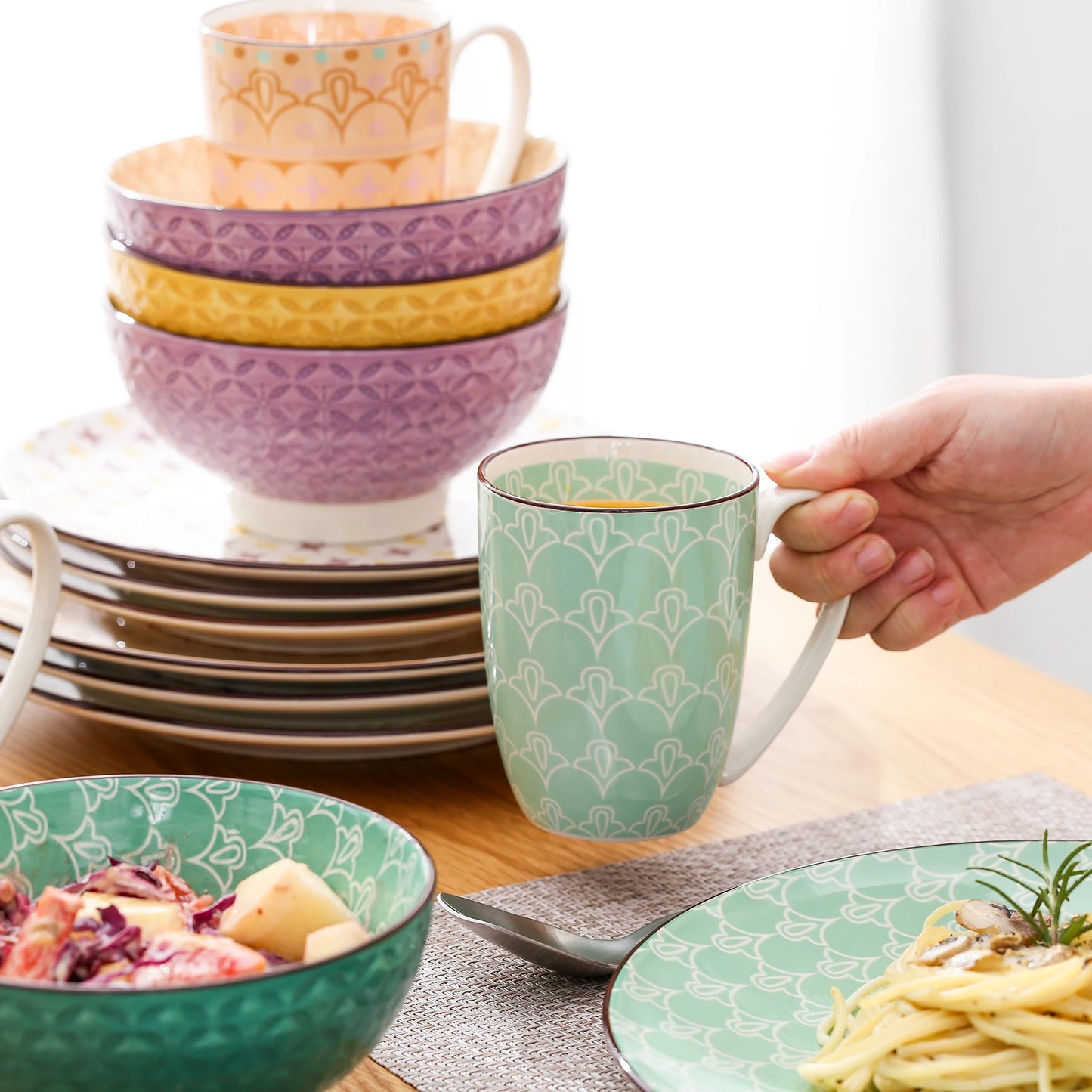 MALACASA Tulip Porcelain Dinnerware Set 4 Design Collection