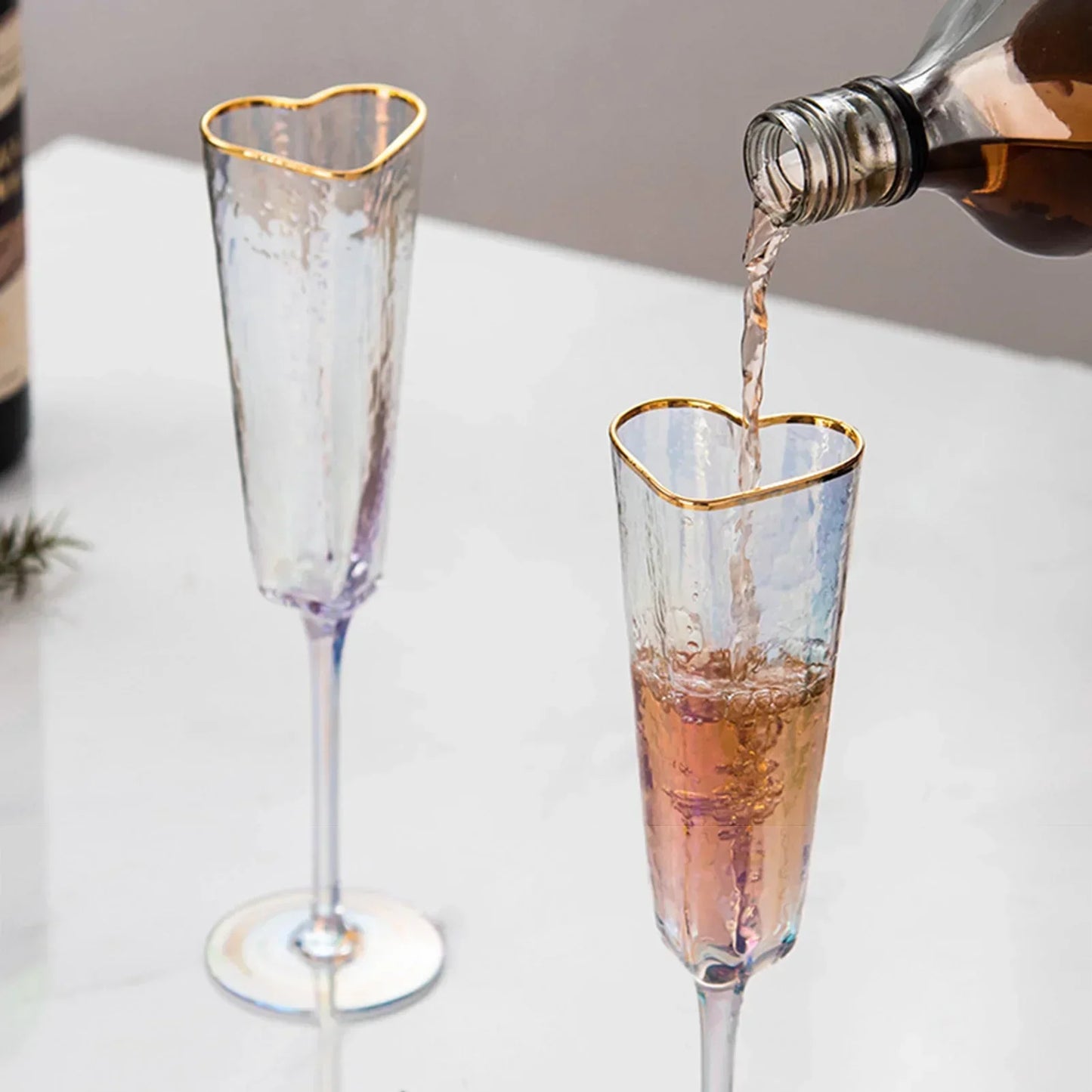 Heart Shaped Glass Goblet Durable Wine Glass For Home Parties