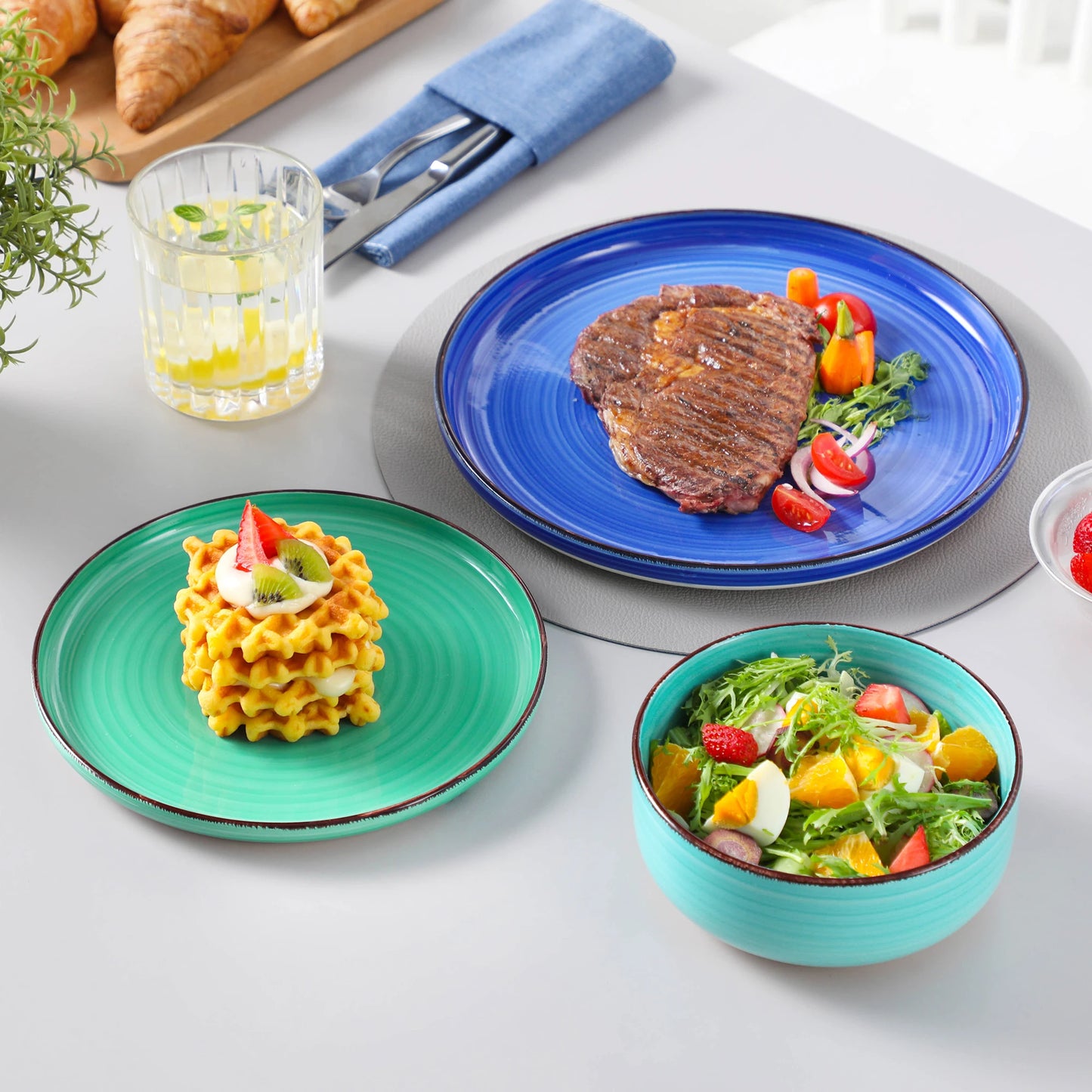 MALACASA Ceramic Dinnerware Set Handpainted Spirals Pattern
