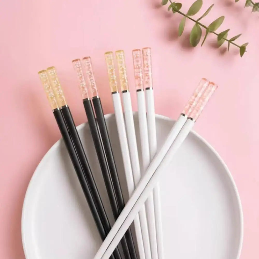 Creative amber cherry blossom Japanese chopsticks for home use, anti-mold, anti-slip and heat-resistant