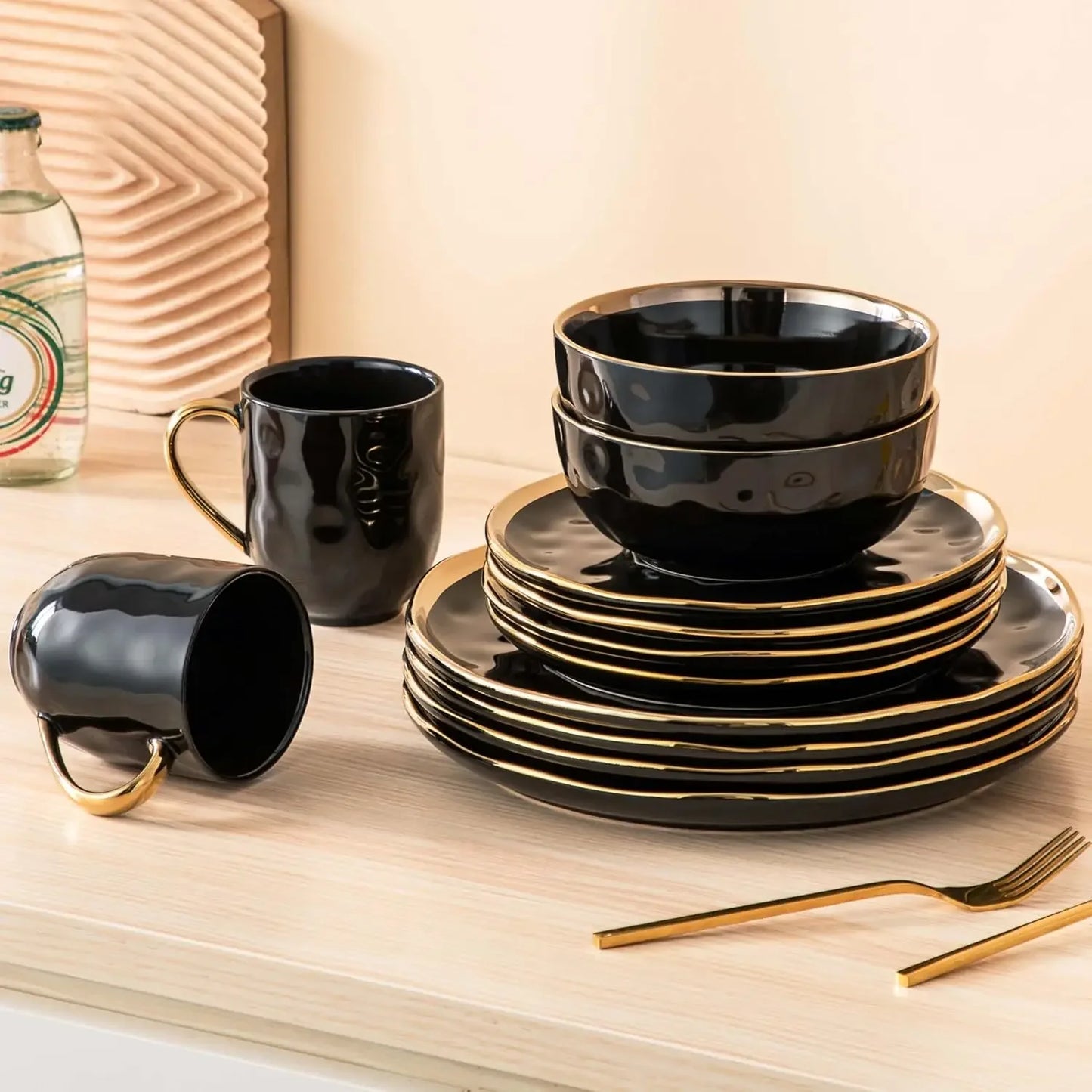 Porcelain Dinnerware Set For 4, 16-Piece Plates And Bowls