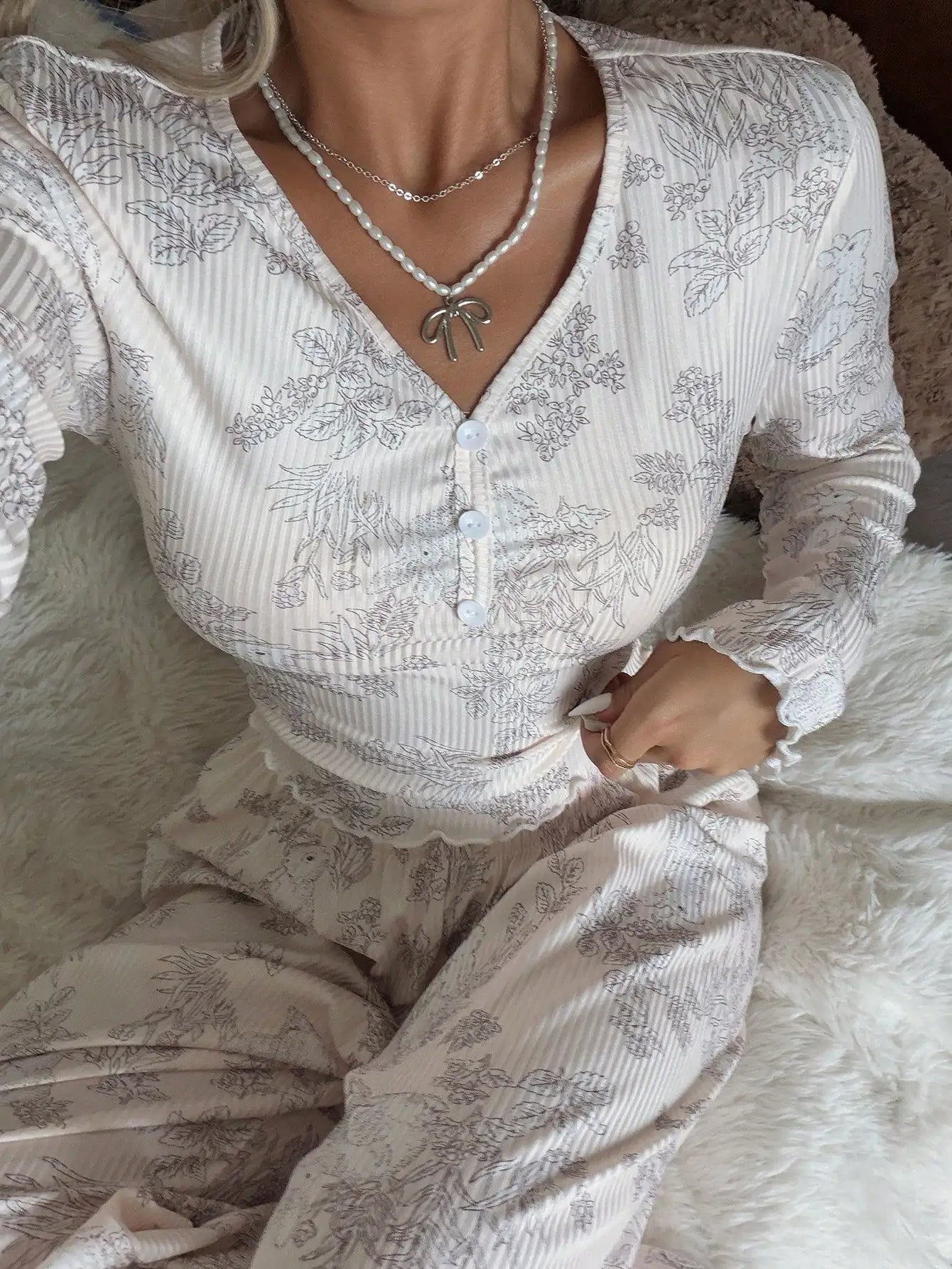 Cozy Women's Floral Print Pajama Set with Button Front