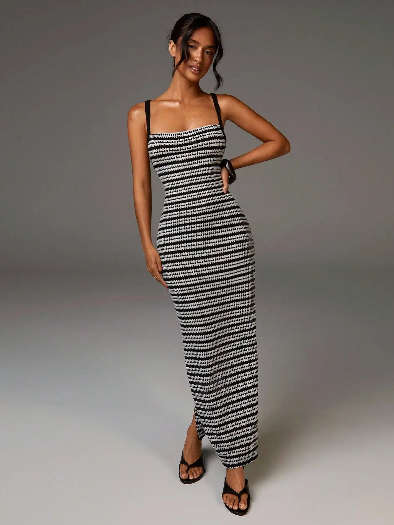 Elegant Geometric Knit Maxi Dress With Cross Back Straps