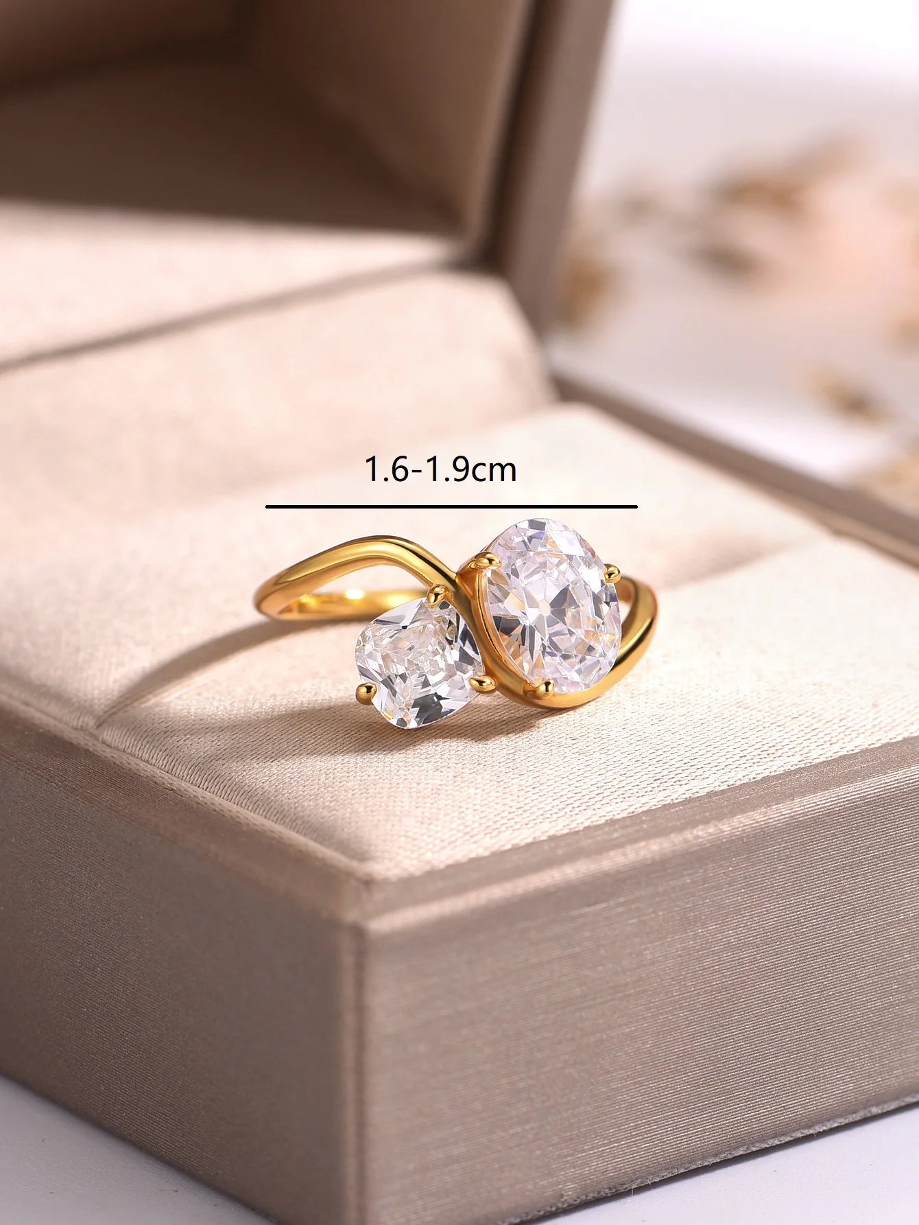 S925 Sterling Silver Fat Rectangular 1CT + Oval 2CT Moissanite Ring Set Fine Jewelry Suitable for Gifts Birthday Gifts