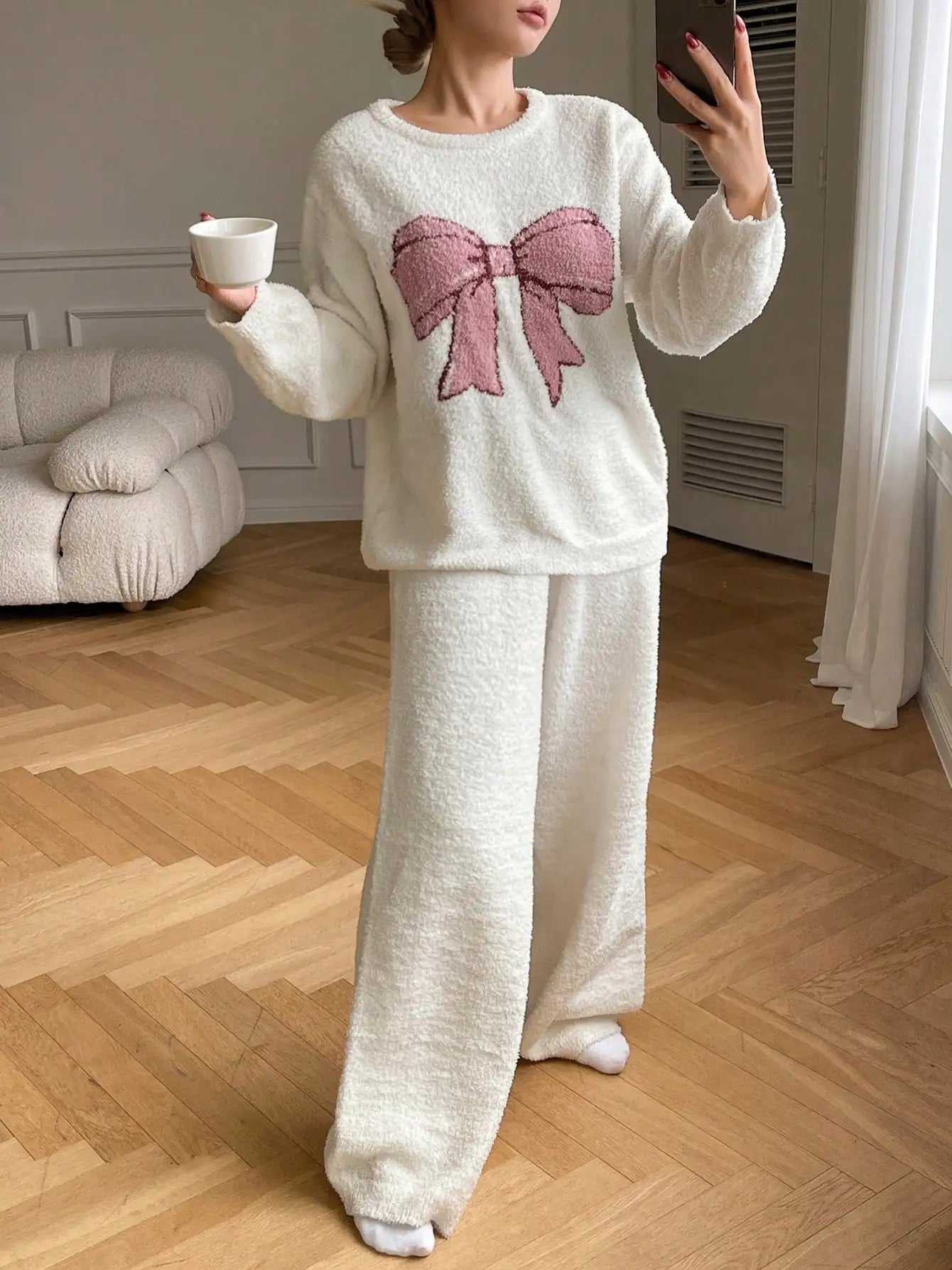Fluffy Bow Print Pajama Set for Women