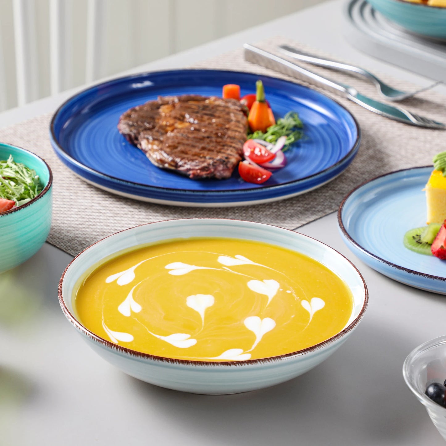 MALACASA Ceramic Dinnerware Set Handpainted Spirals Pattern