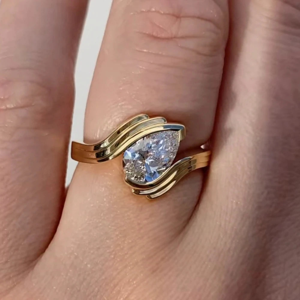S925 Sterling Silver Water Drop 2CT Moissanite Ring Set Fine Jewelry Gold Plated 18k Suitable for Gift Giving Birthday Gift
