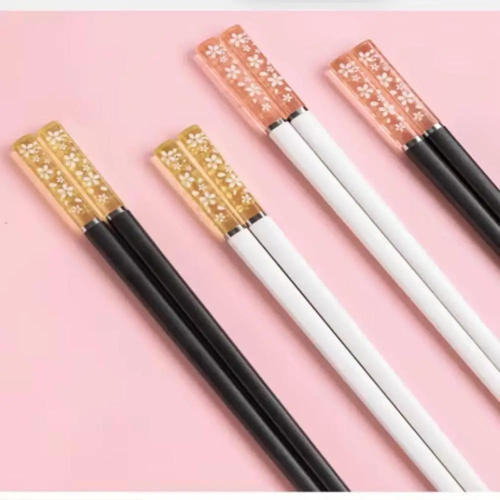Creative amber cherry blossom Japanese chopsticks for home use, anti-mold, anti-slip and heat-resistant
