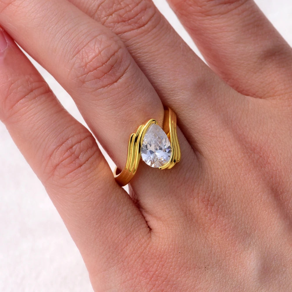 S925 Sterling Silver Water Drop 2CT Moissanite Ring Set Fine Jewelry Gold Plated 18k Suitable for Gift Giving Birthday Gift