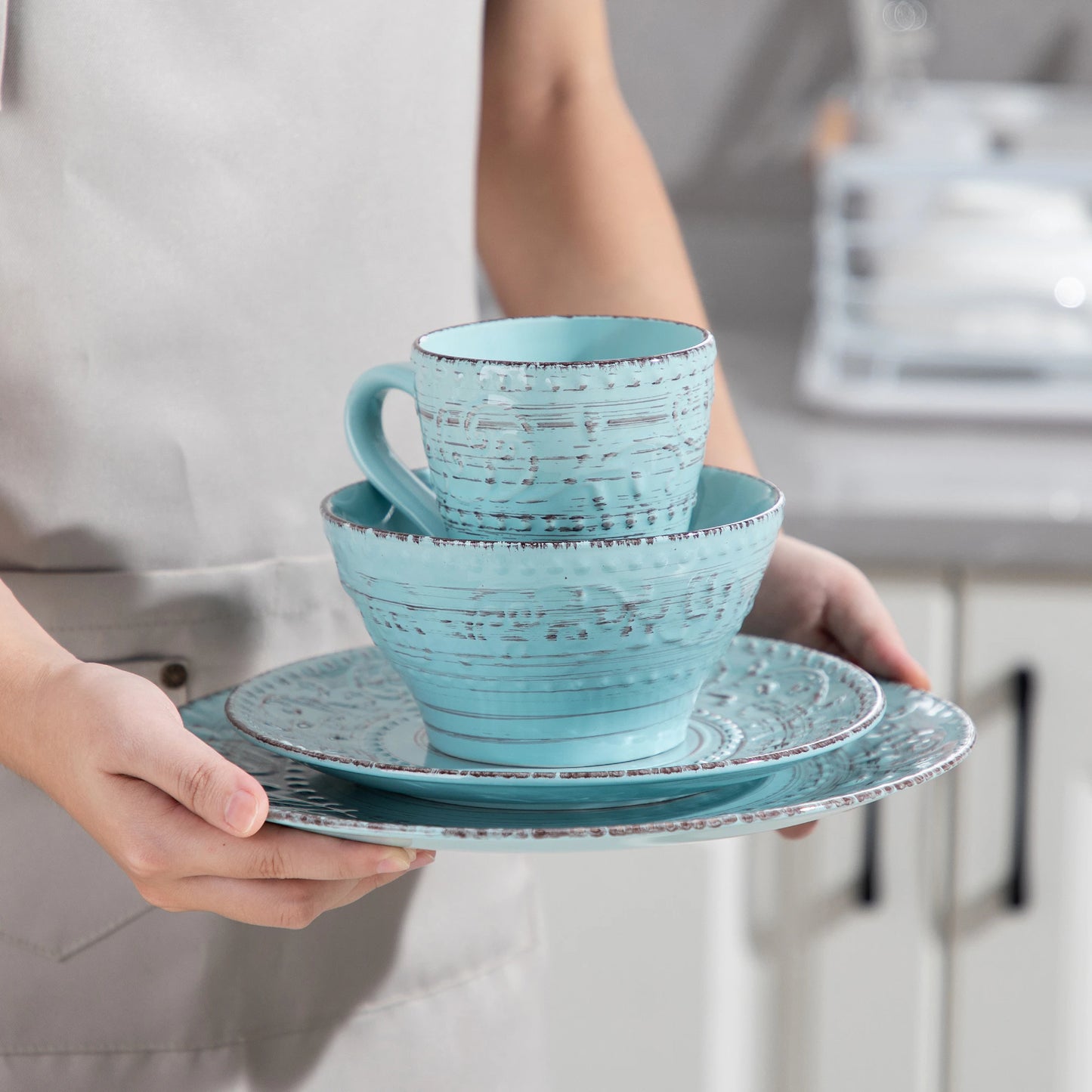 MALACASA Ceramic Dinnerware Set for 4 Plates, Bowls, Mugs