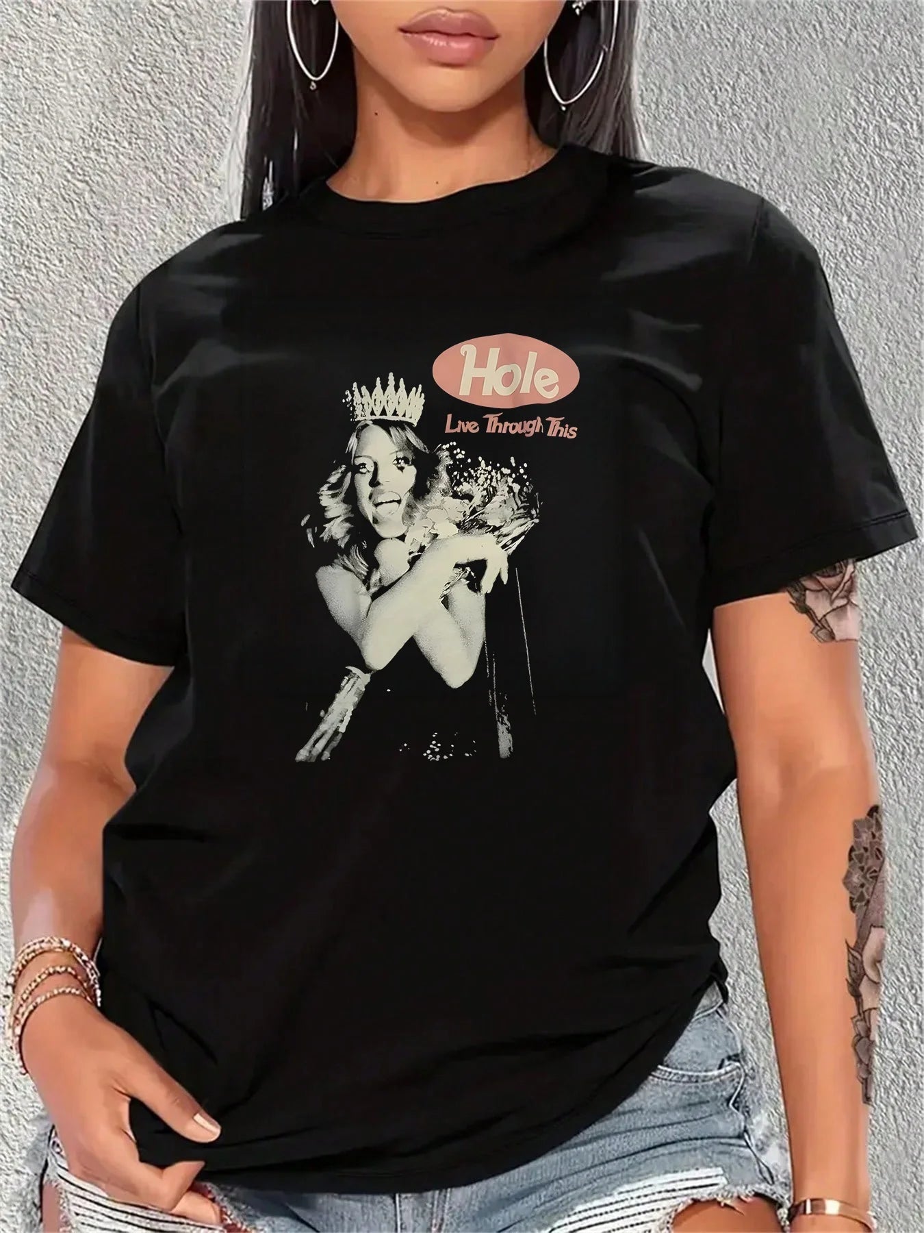Hole Band Merchandise Retro Music Band Tee Unisex Classic Fit